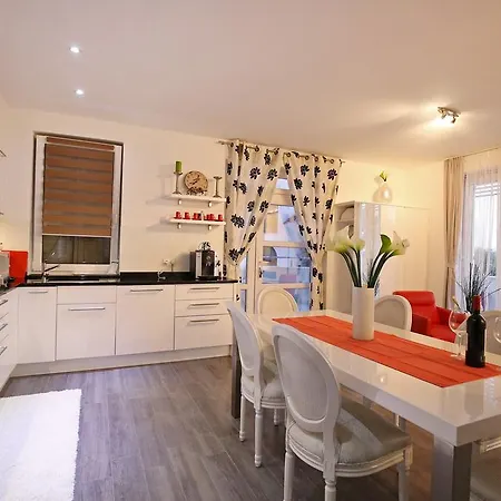 Amfora Apartment