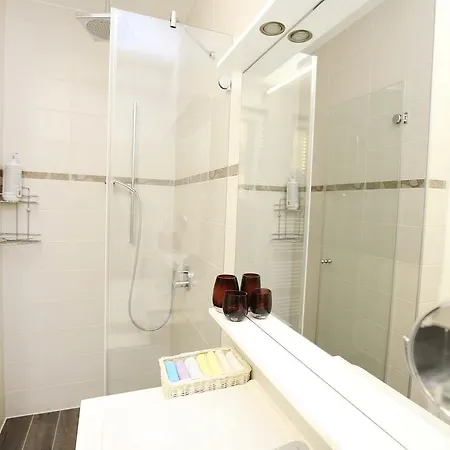 Amfora Apartment *